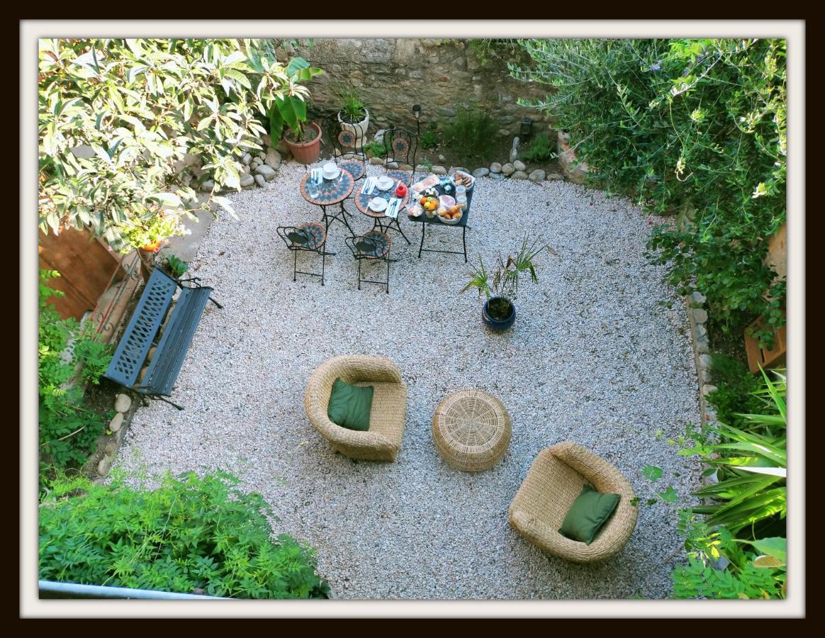La Belle D'Ame - Guest House Prades  Bagian luar foto