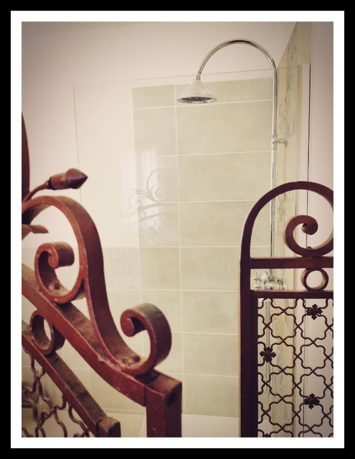 La Belle D'Ame - Guest House Prades  Bagian luar foto